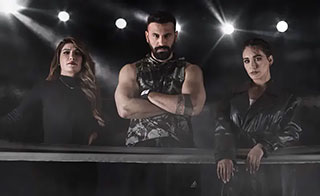 �������